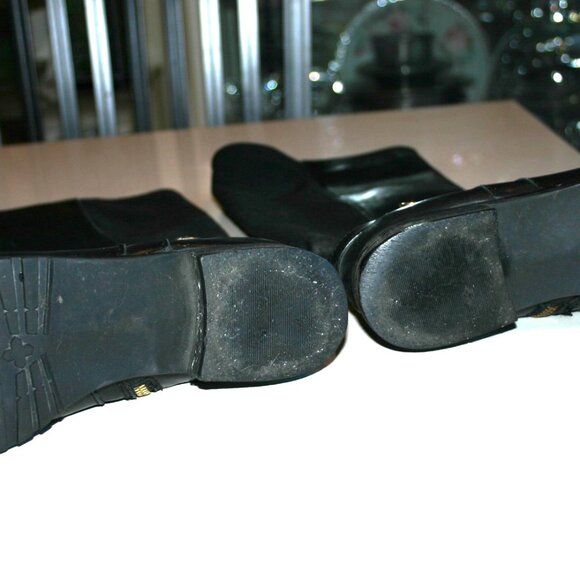 TAHARI TALL BLACK BOOT Black Leather Inside Zipper Size 8 - Picture 8 of 9